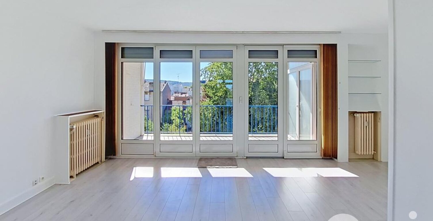 Exclusivité ORPI: rue Jeanne D'arc à Nancy un spacieux appartement T5 traversant de 96 m² au calme avec terrasse — photo 1