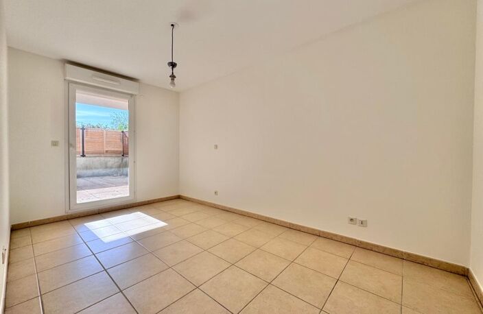 À VENDRE T3 DE 74 M² - TERRASSE - GARAGE - 13009 MARSEILLE — photo 5
