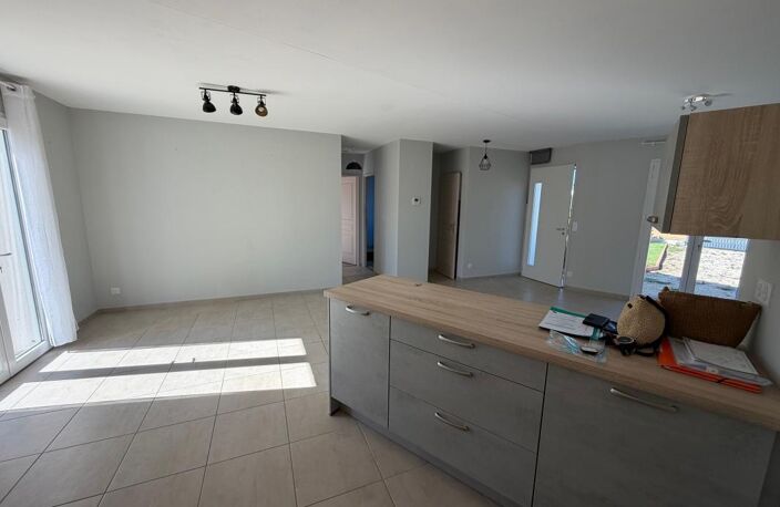 Maison À Vendre ST SIMON DE PELLOUAILLE — photo 5