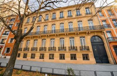 Toulouse Jean-Jaures Wilson Appartement T2 dans immeuble de caractère avec balcon — photo du bien