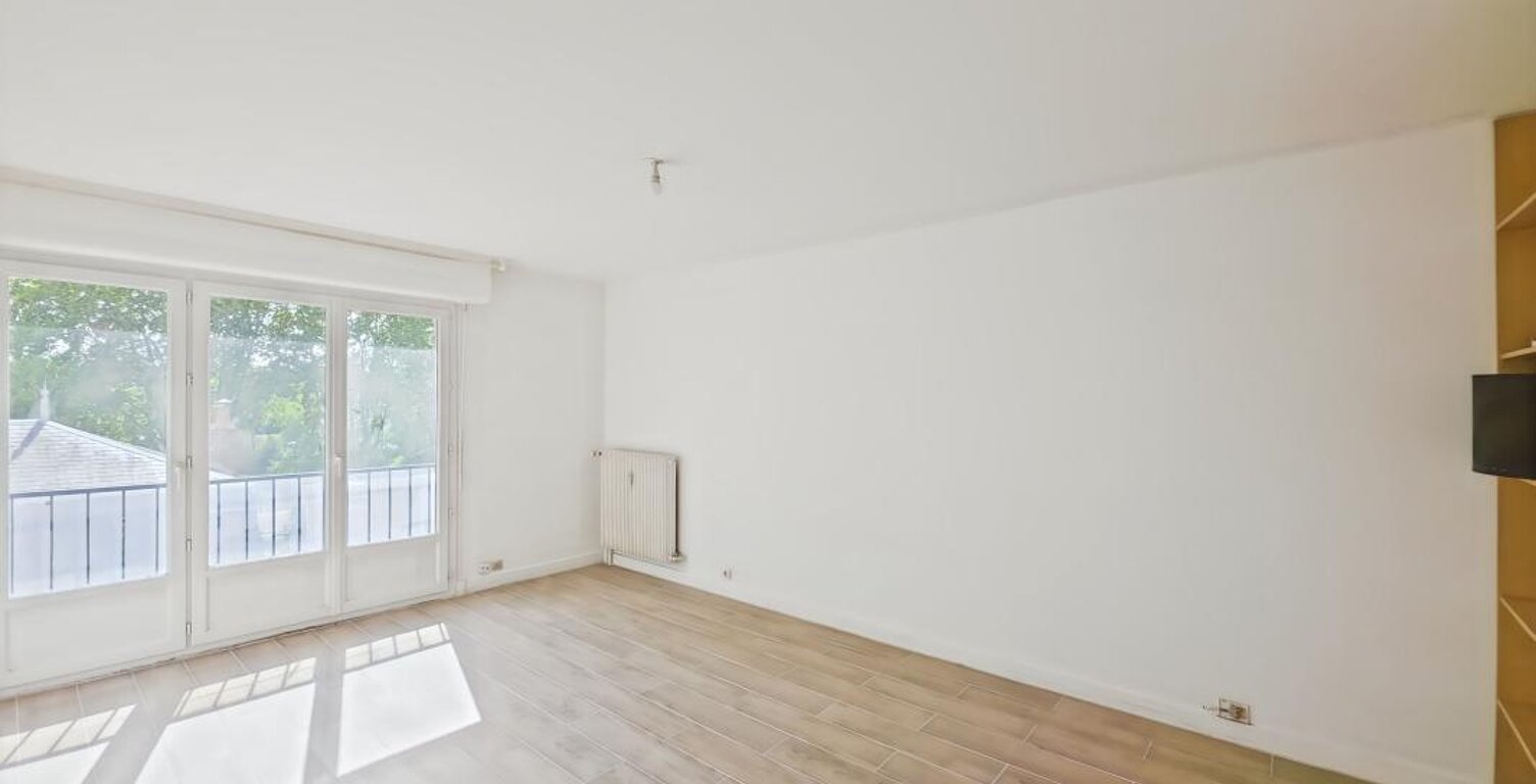   Studio bord de Loire : Vue, Parking & Chauffage inclus ! — photo 1