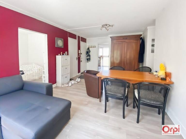 Appartement À Louer — photo 1