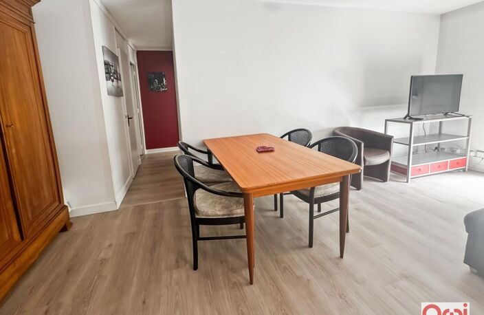 Appartement À Louer — photo 3