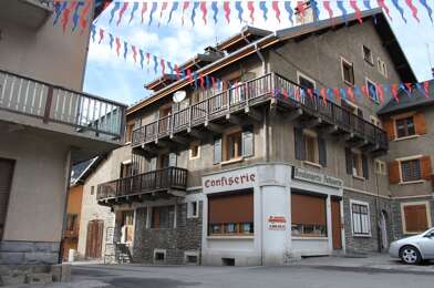 Appartement 3 pièces 580 €