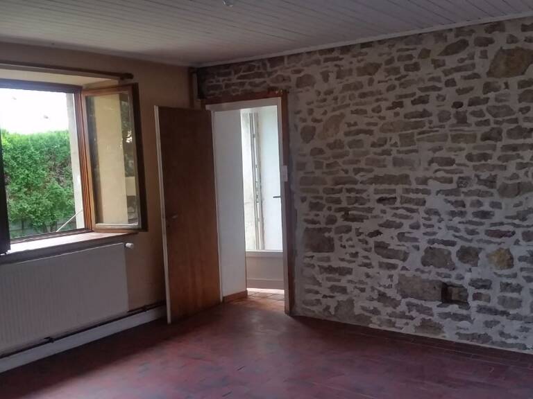 Appartement de 92m2 à louer sur Saint-Gorgon-Main — photo 1
