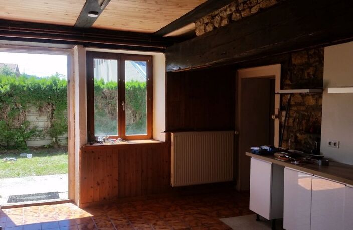 Appartement de 92m2 à louer sur Saint-Gorgon-Main — photo 3