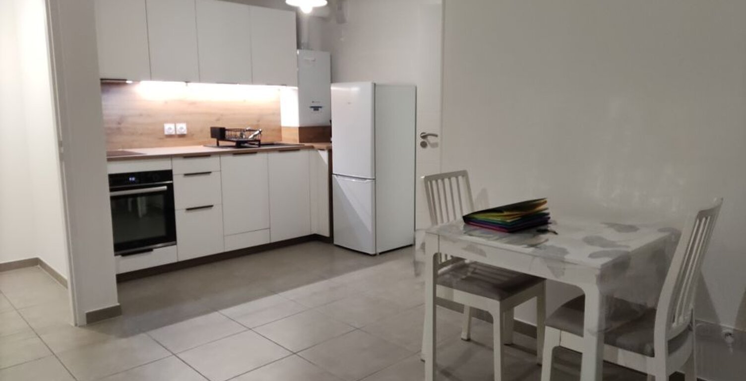 Appartement de 39m2 à louer sur Saint-Pierre-en-Faucigny — photo 1