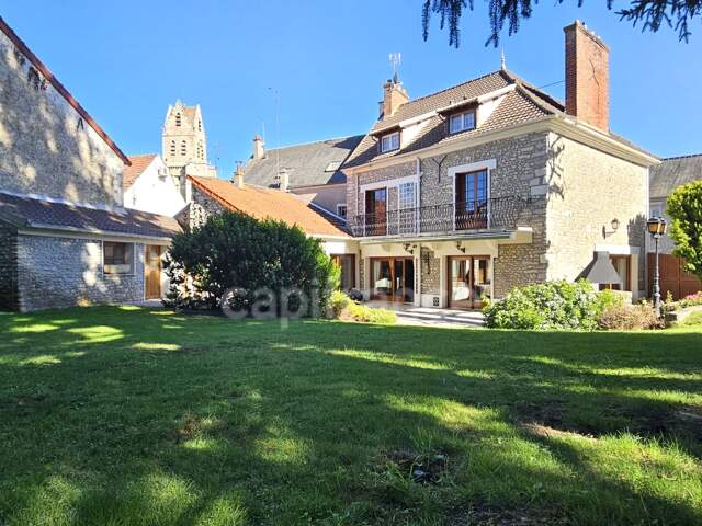 A vendre Maison en Pierre 8 pièces ETAMPES (91) — photo du bien