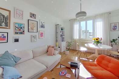 Appartement 4 pièces 220000 €