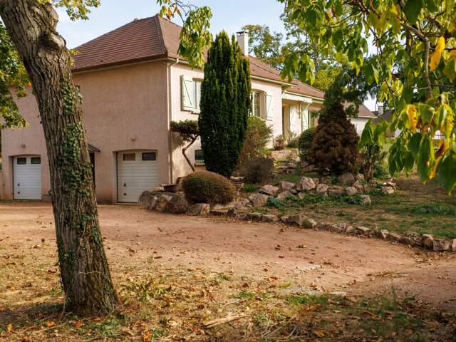 EXCLUSIVITÉ CAPIFRANCE - Maison à vendre 6 pièces PARAY LE MONIAL (71) prox centre-ville — photo du bien