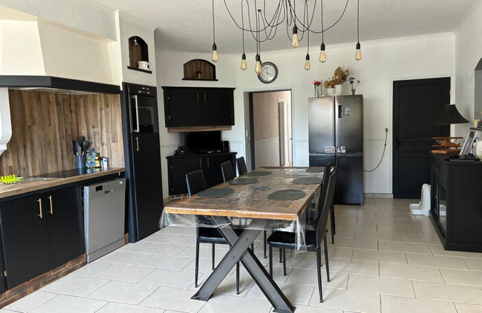 LE THOULT TROSNAY (51) à vendre superbe corps de ferme restauré sur un terrain clos de plus de 8600 m2 avec étang — photo 2