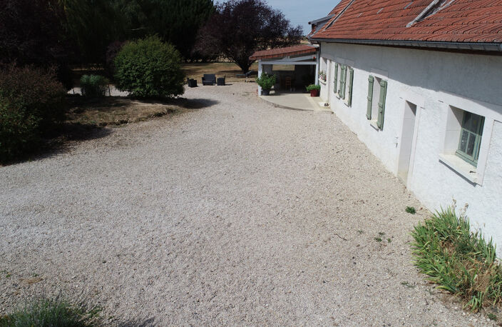 LE THOULT TROSNAY (51) à vendre superbe corps de ferme restauré sur un terrain clos de plus de 8600 m2 avec étang — photo 4