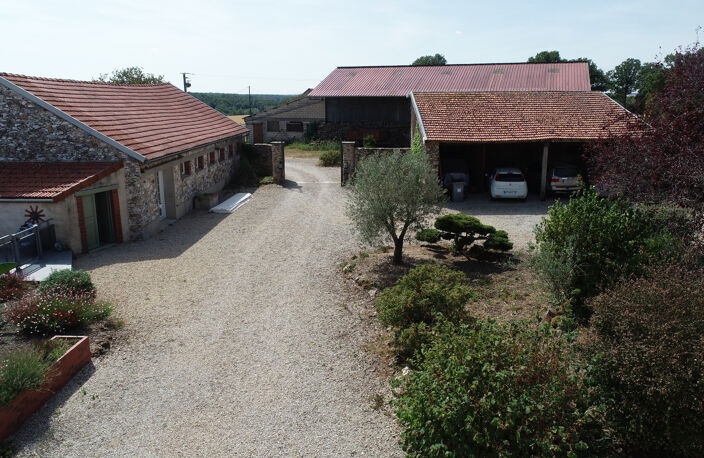 LE THOULT TROSNAY (51) à vendre superbe corps de ferme restauré sur un terrain clos de plus de 8600 m2 avec étang — photo 5
