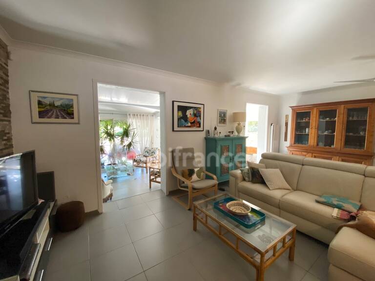Uzès 4km, maison de plain-pied 130 m² sur terrain clos de 1 350 m², calme, piscine, garage — photo 1