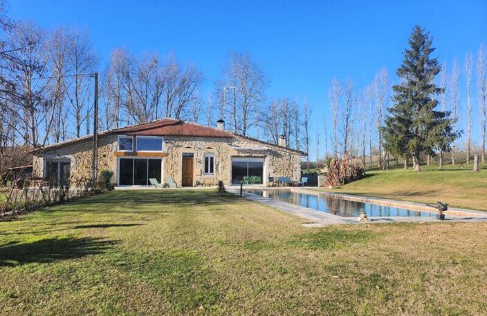 Belle Maison de caractère en pierre avec piscine et terrain de 7.5 ha - Proche de Castillonnès (47) — photo 2