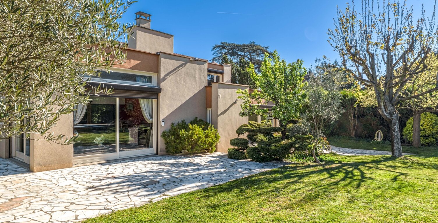 Maison à vendre 8 pièces CALUIRE ET CUIRE (69) Le Vernay, calme, sans vis à vis — photo 1