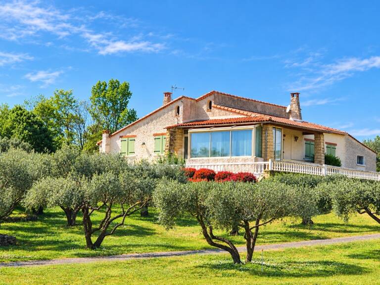 Maison à vendre 4 pièces VEZENOBRES (30) — photo 1