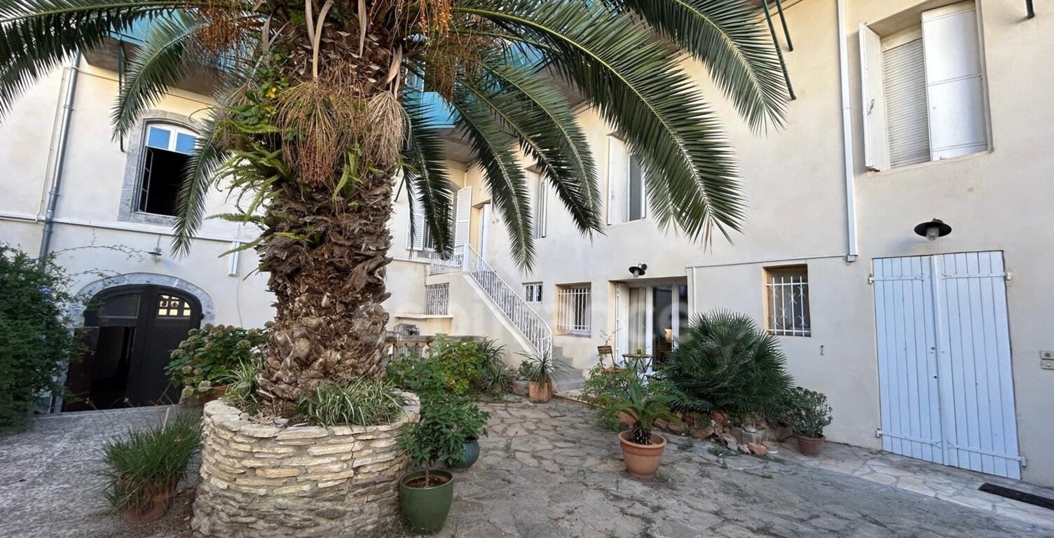 Appartement à vendre 4 pièces de 123 M² SETE (34) – QUARTIER DES HALLES — photo 1
