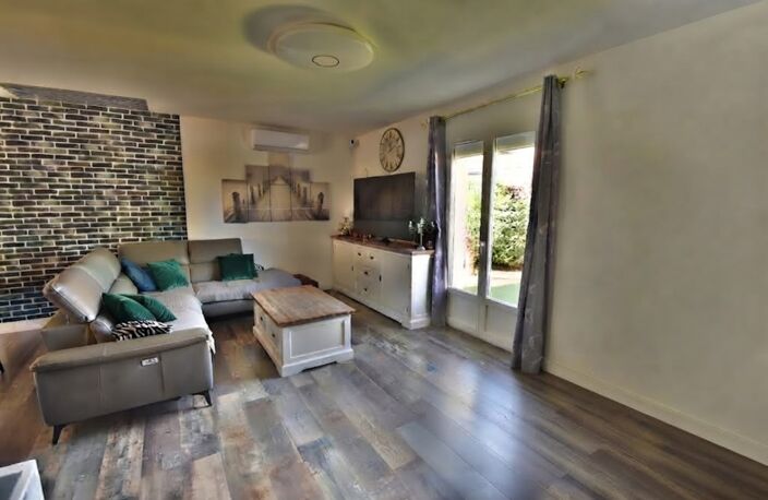 Maison à vendre 6 pièces  (16) ST YRIEIX, 5 chambres, garage, véranda, piscine — photo 4