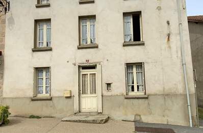 LES SALLES (42). MAISON MITOYENNE de 130 M2 avec cave voutée  dans le HAUT FOREZ — photo du bien