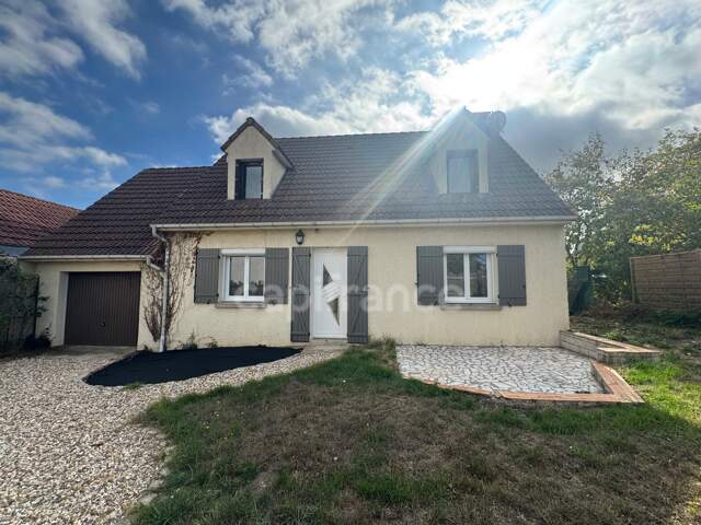 Belle maison familiale de 7 pièces  à vendre - 110 m² avec jardin et garage - BUCHELAY (78) 7 minutes de Mantes-la-Jolie — photo du bien