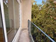 SAINTE FOY LES LYON - APPARTEMENT FAMILIAL RENOVE - AVENUE VALIOUD - VUE LYON — photo 4