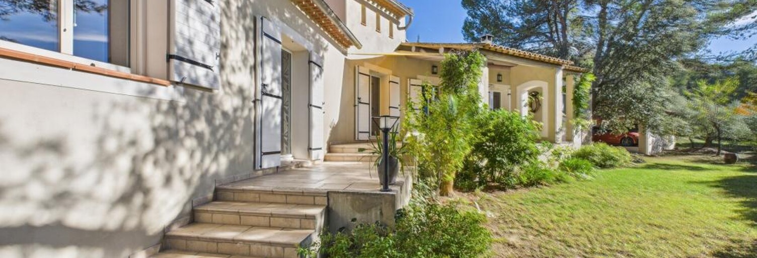 Maison 5 Pièces 155 m² à vendre à Cheval-Blanc (84460)