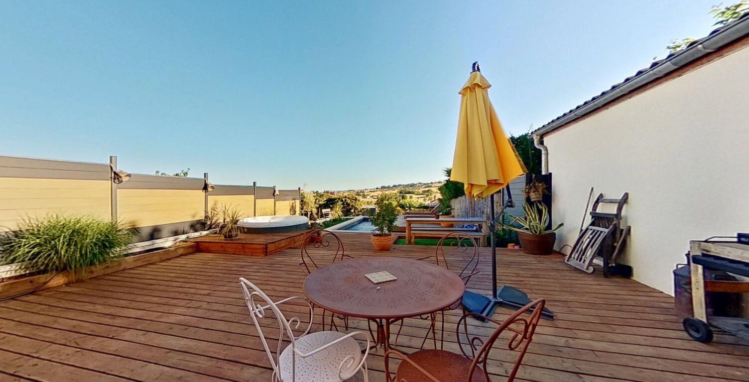 Maison à vendre — photo 1
