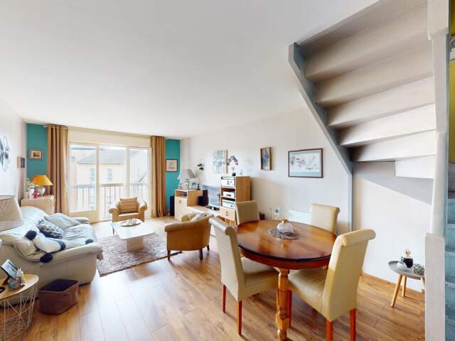 Appartement À Vendre — photo du bien