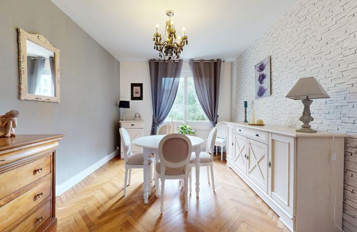 Appartement À Vendre — photo 2