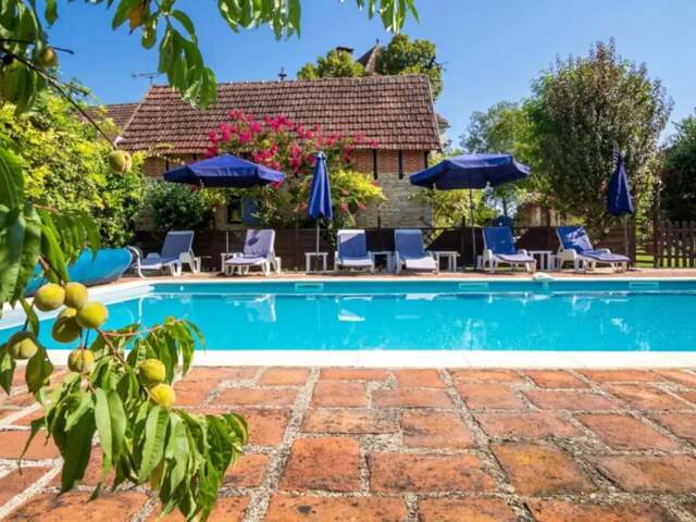 EXCEPTIONNEL DOMAINE DE CHARME "CLÉ EN MAIN" - 270 m² - PISCINE & GRANGE - IDÉAL PROJET TOURISTIQUE ZFRR — photo du bien
