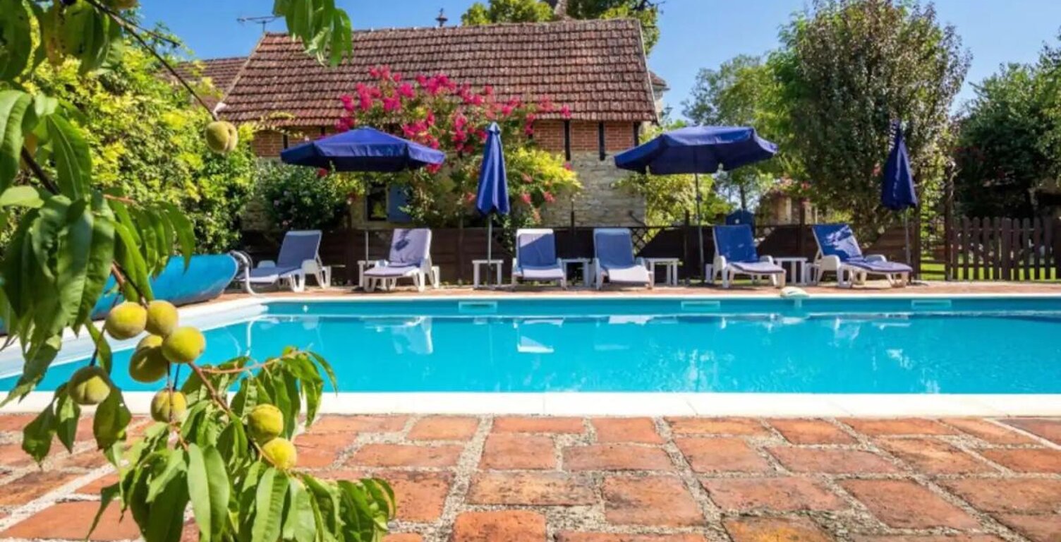EXCEPTIONNEL DOMAINE DE CHARME "CLÉ EN MAIN" - 270 m² - PISCINE & GRANGE - IDÉAL PROJET TOURISTIQUE ZFRR — photo 1