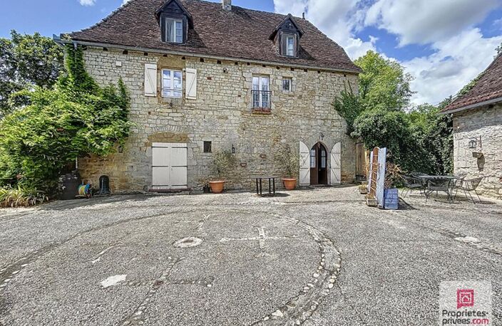 EXCEPTIONNEL DOMAINE DE CHARME "CLÉ EN MAIN" - 270 m² - PISCINE & GRANGE - IDÉAL PROJET TOURISTIQUE ZFRR — photo 2