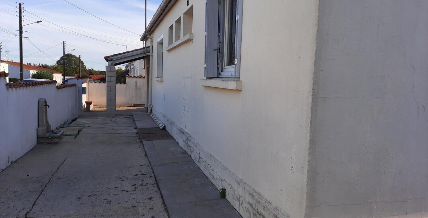Location Maison Saintes 3 chambres- jardin - garage — photo 1