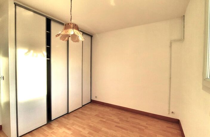 Location Maison Saintes 3 chambres- jardin - garage — photo 2