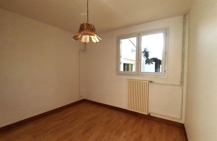 Location Maison Saintes 3 chambres- jardin - garage — photo 3