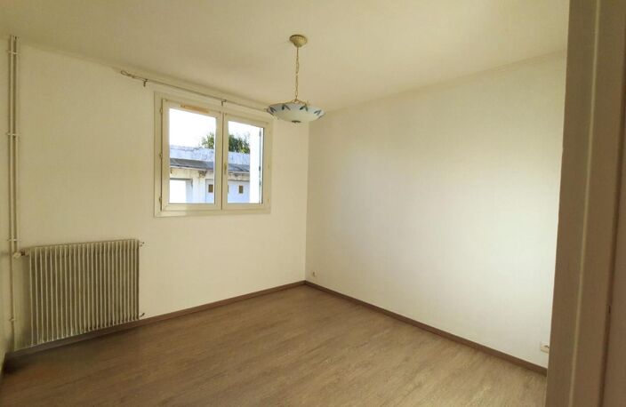 Location Maison Saintes 3 chambres- jardin - garage — photo 4