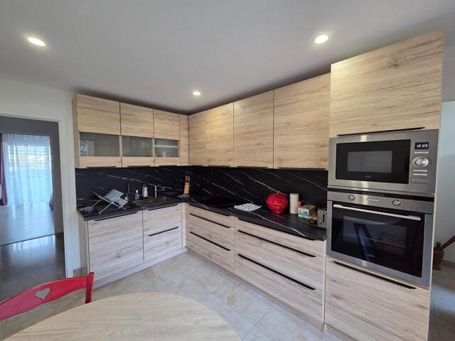 Appartement Montélimar 5 pièces 131 m2 — photo du bien