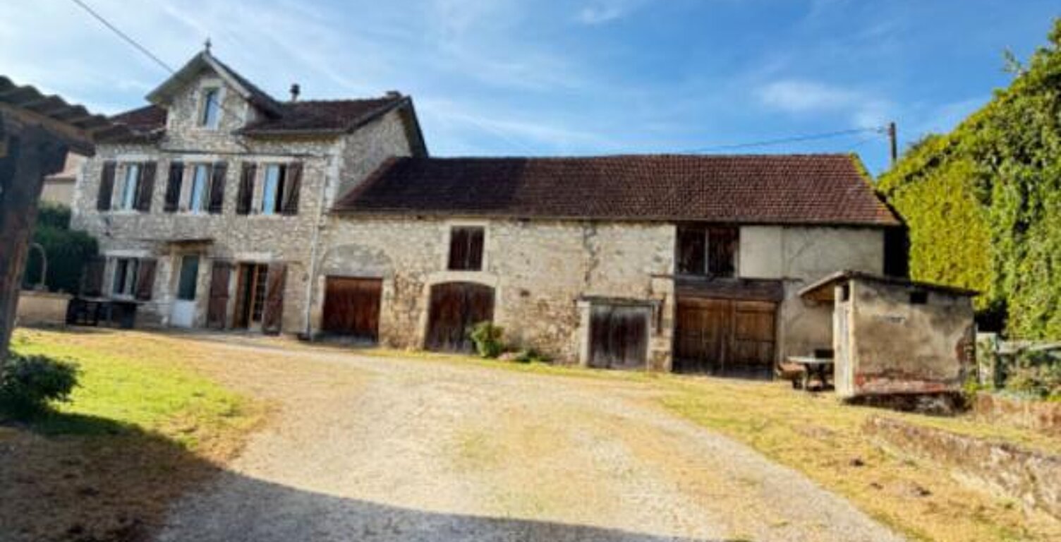 À RENOVER  MAISON 4 CHAMBRES À 15 MINUTES DE SARLAT — photo 1
