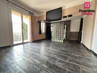 Miramas - Maison familiale de plus de 300 m² avec piscine couverte, T3 indépendant et grand garage — photo 4