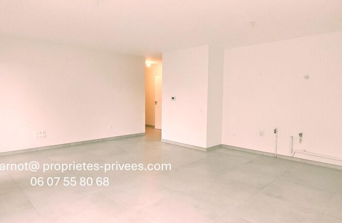 CLAIX 38640 - Appartement T4 - Terrasse 15 m² - 1er étage / 2 — photo 5