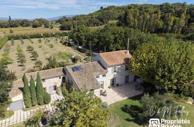 Le charme d'un mas provençal... le confort d'une demeure contemporaine — photo du bien