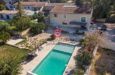 Villa avec piscine 4 chambres 240 m2, 1200m2 de terrain — photo du bien