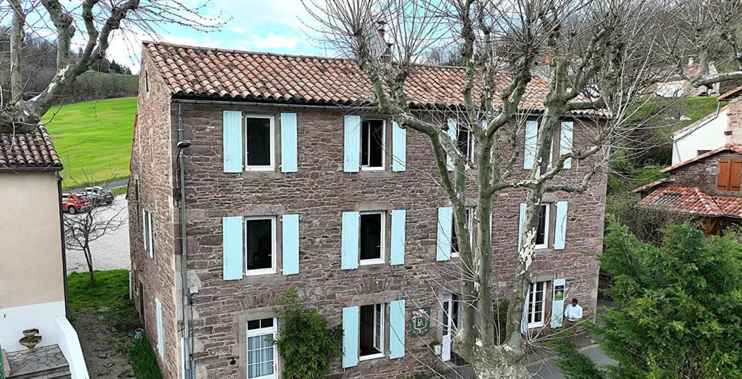 Ensemble immobilier de 193m2 + garage 100m2 - 5 logements — photo 1