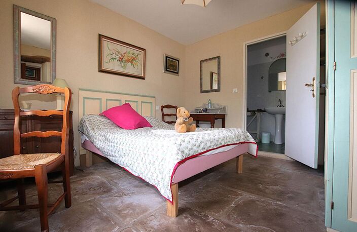 Ensemble immobilier de 193m2 + garage 100m2 - 5 logements — photo 3