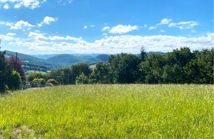 Terrain constructible de 4 464 m² avec magnifique vue — photo 2