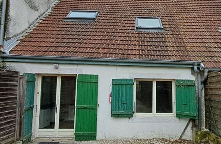 Maison à Scey sur Saone (70360)  4 pièces 68 m2 à 55500 euros — photo 2