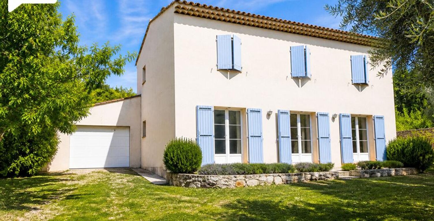 Mas de 2010 5 pièces 170m² Village à pied — photo 1