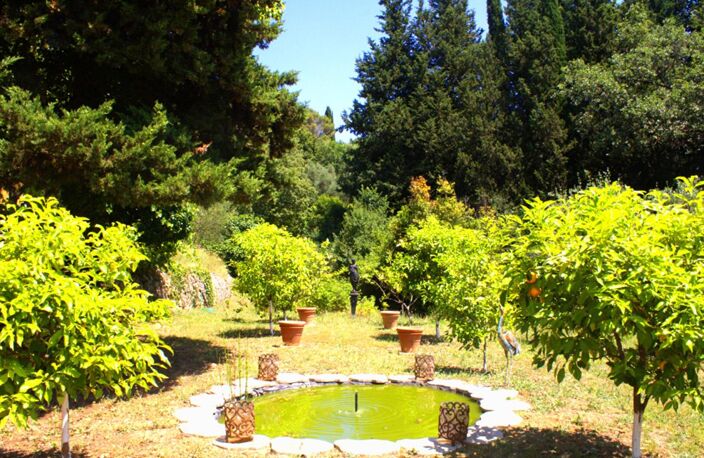 Mas du XVIIIème Siècle de 300 m² sur domaine de 15 000 m² — photo 3