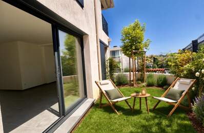 SIX FOURS LES PLAGES - CONSTRUCTION RECENTE - APPARTEMENT DE TYPE 3 -  68 m2 - TERRAIN 54 M² - PARKING EN SOUS SOL — photo du bien